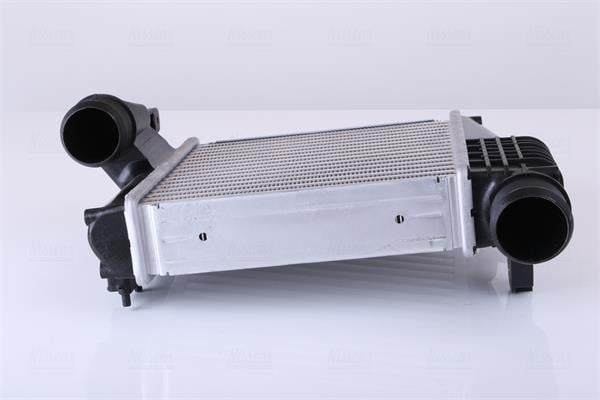 Intercooler, échangeur (Refroidisseur d'air) NISSENS ref. 96380
