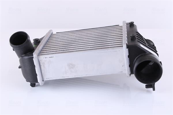 Radiador de admisión, intercooler NISSENS ref. 96417