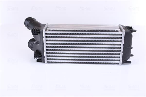 Intercooler, échangeur (Refroidisseur d'air) NISSENS ref. 96584