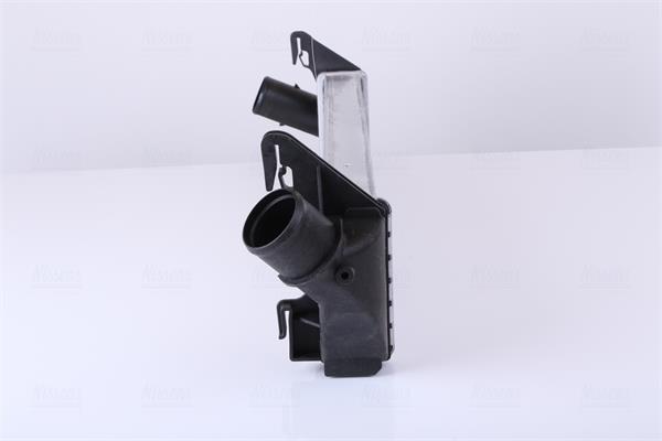 Intercooler, échangeur (Refroidisseur d'air) NISSENS ref. 96585