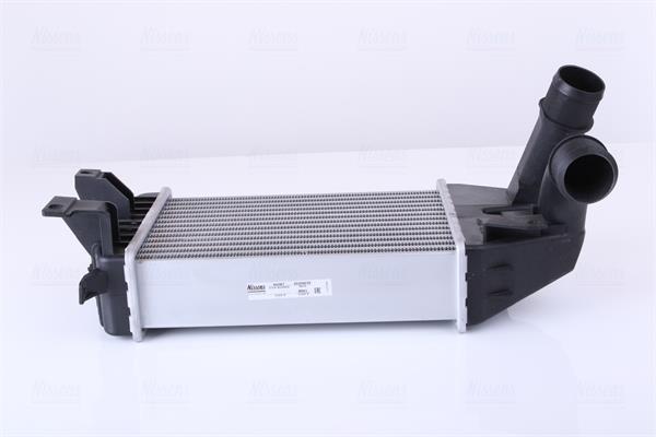 Radiador de admisión, intercooler NISSENS ref. 96587