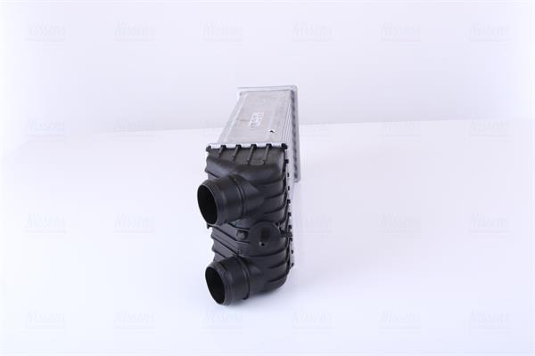 Intercooler, échangeur (Refroidisseur d'air) NISSENS ref. 96612