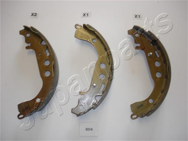 Jeu de 4 mâchoires de frein (Garniture de frein à tambour) JAPANPARTS ref. GF-204AF