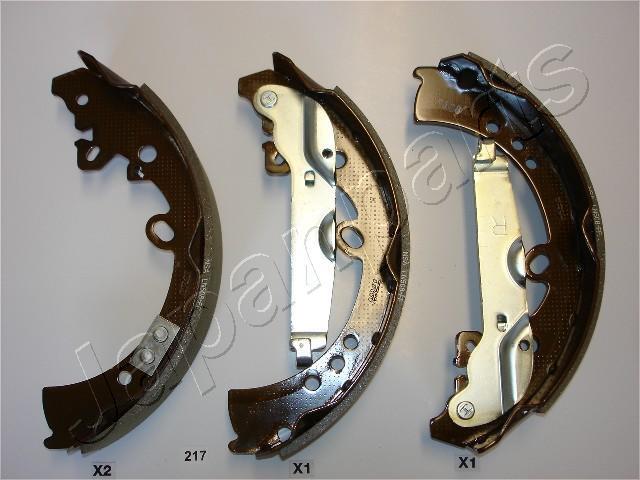 Jeu de 4 mâchoires de frein (Garniture de frein à tambour) JAPANPARTS ref. GF-217AF