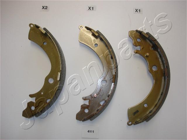 Jeu de 4 mâchoires de frein (Garniture de frein à tambour) JAPANPARTS ref. GF-411AF
