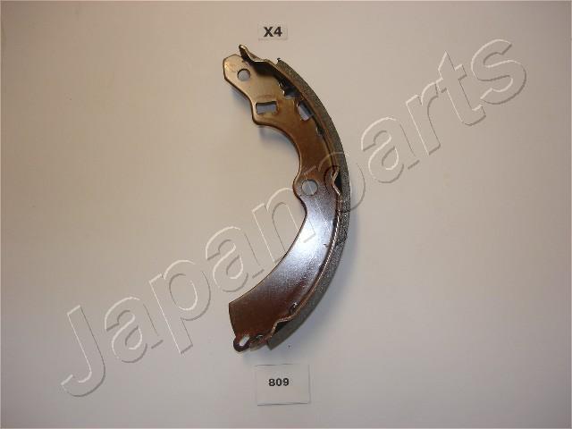 Jeu de 4 mâchoires de frein (Garniture de frein à tambour) JAPANPARTS ref. GF-809AF