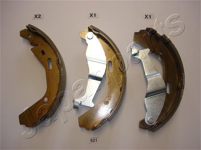 Jeu de 4 mâchoires de frein (Garniture de frein à tambour) JAPANPARTS ref. GF-821AF