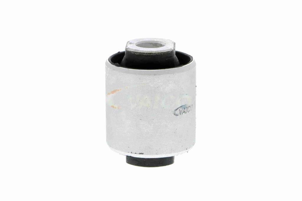 Silent bloc de suspension VAICO V10-7084