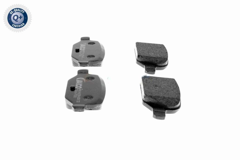 Jeu de 4 plaquettes de frein VAICO ref. V24-0100