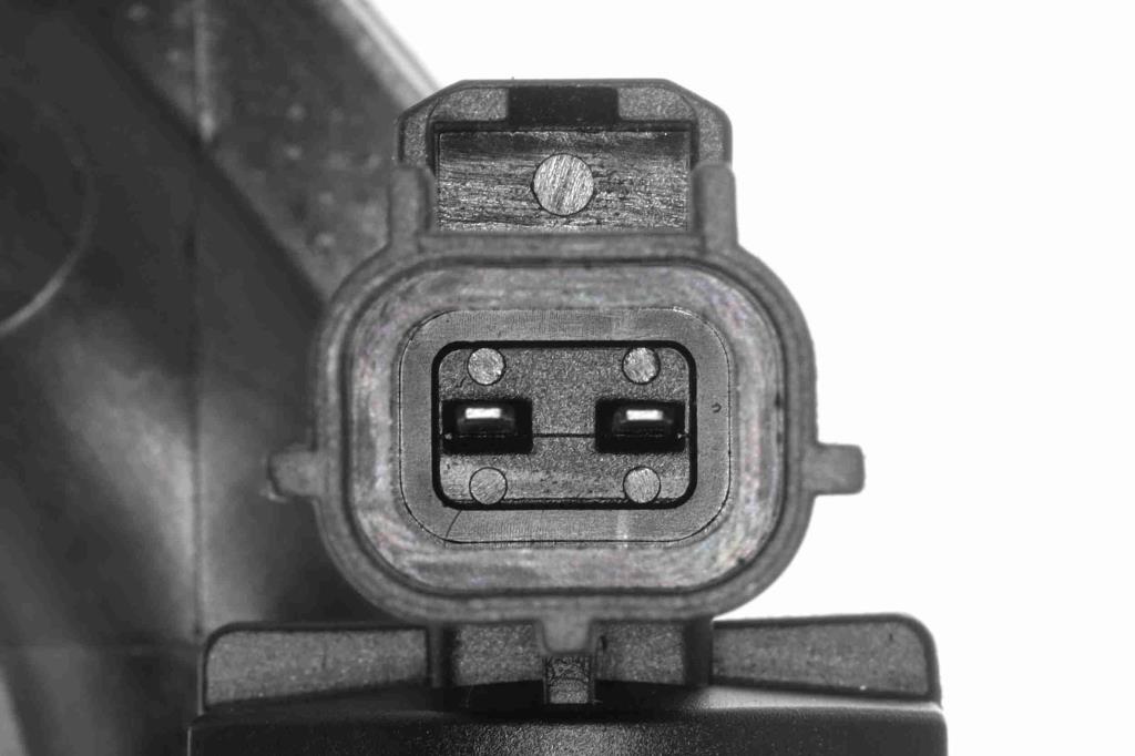 Brida de refrigerante VAICO V48-0550