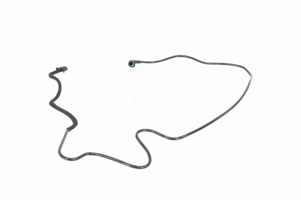 Tube d'écoulement du réservoir de liquide de refroidissement VAICO ref. V95-0677