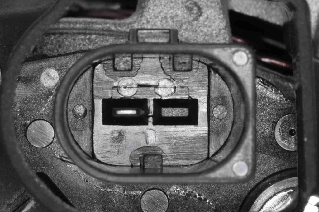 Alternador VEMO ref. V10-13-50081