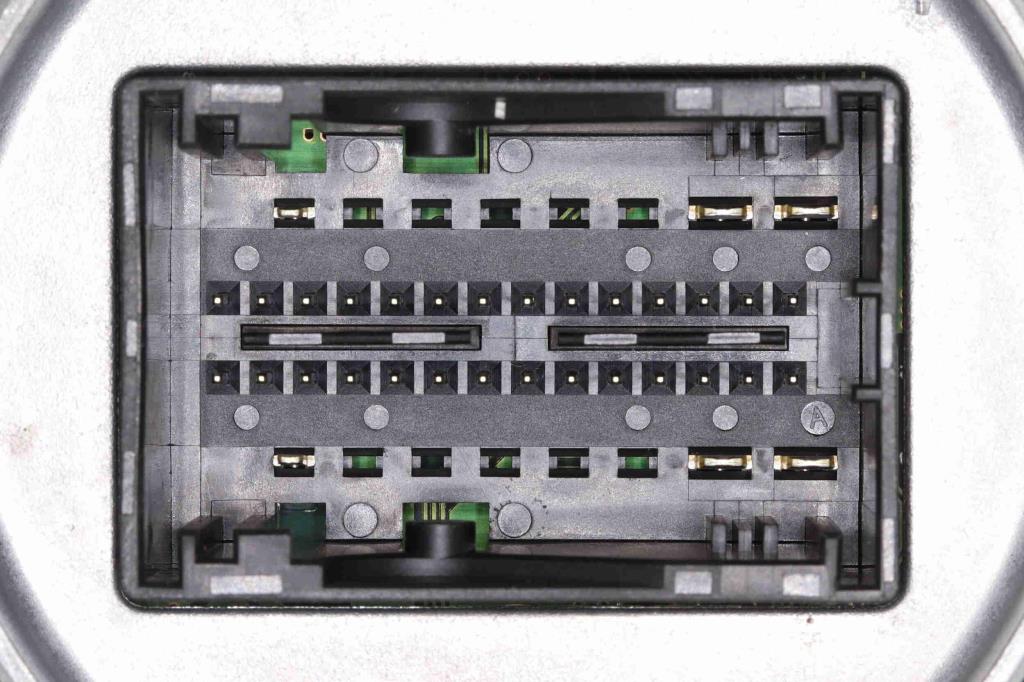 Appareil de commande, système d'éclairage VEMO ref. V10-73-0660