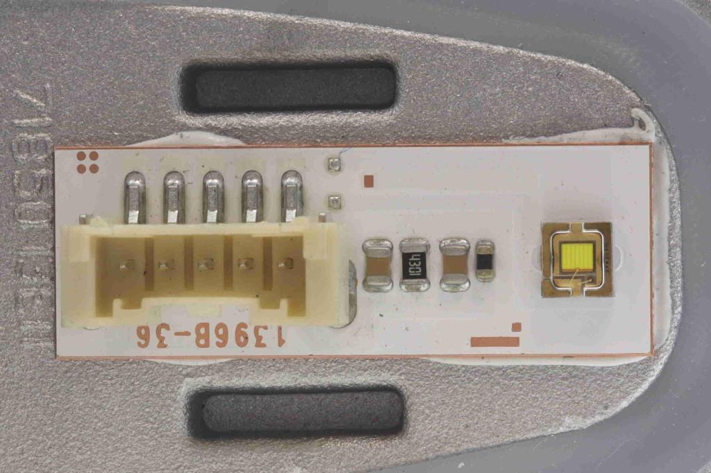 Appareil de commande, système d'éclairage VEMO ref. V10-73-0672
