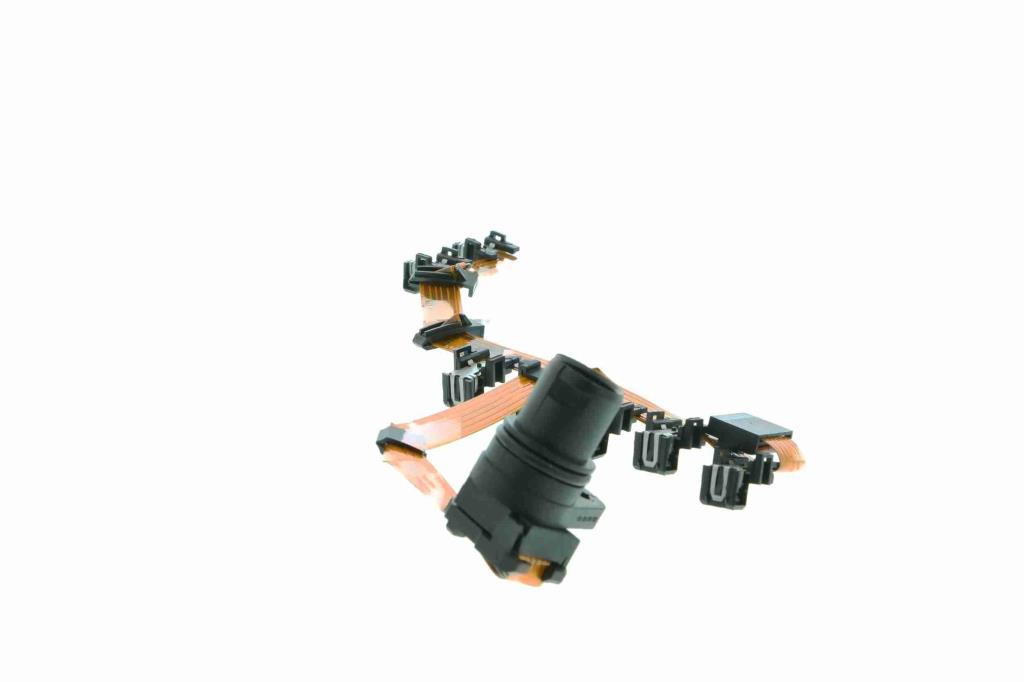 Valve de commande, boîte automatique VEMO ref. V10-77-1052