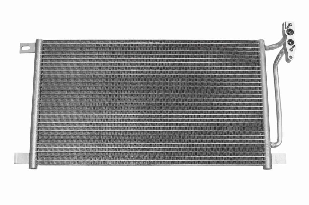 Condenseur, climatisation (Radiateur de climatisation) VEMO ref. V20-62-1017