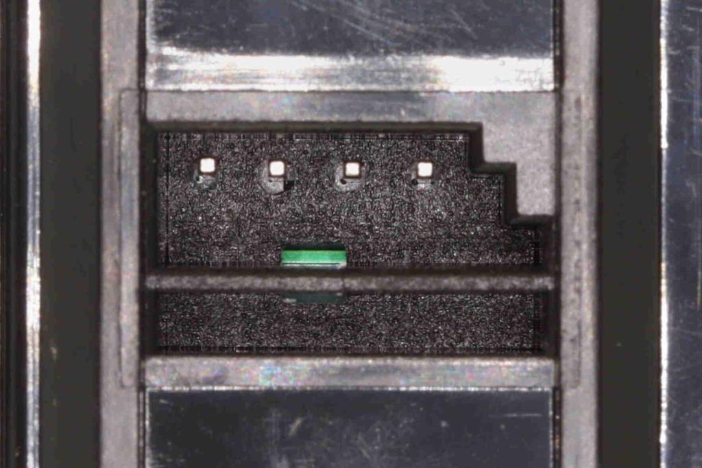 Interrupteur, lève-vitre (Bouton de lève-vitre) VEMO V20-73-0039