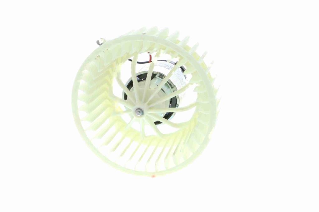 Pulseur d'air habitacle (Ventilateur habitacle) VEMO V24-03-1331