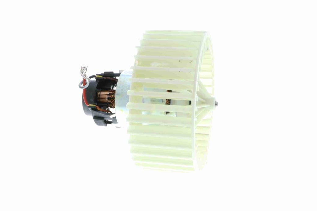 Pulseur d'air habitacle (Ventilateur habitacle) VEMO V24-03-1331