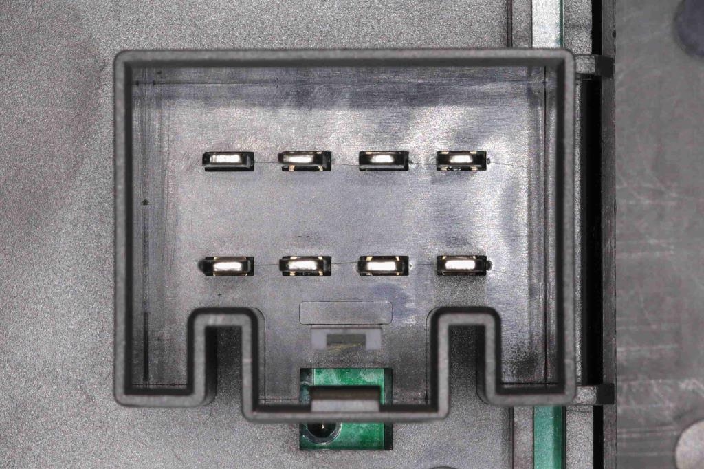 Interruptor, elevalunas VEMO ref. V25-73-0204