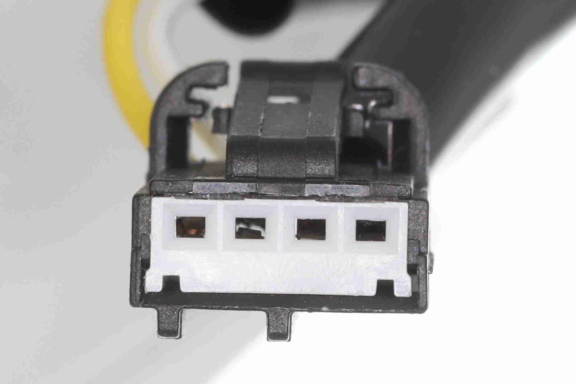 Serrure de hayon VEMO ref. V25-85-0164