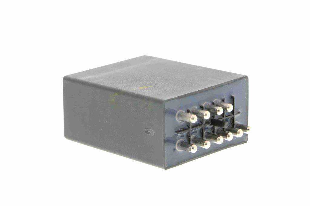 Relais, pompe à carburant VEMO V30-71-0010