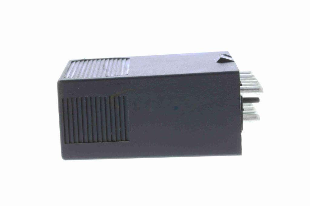 Relais, pompe à carburant VEMO V30-71-0026