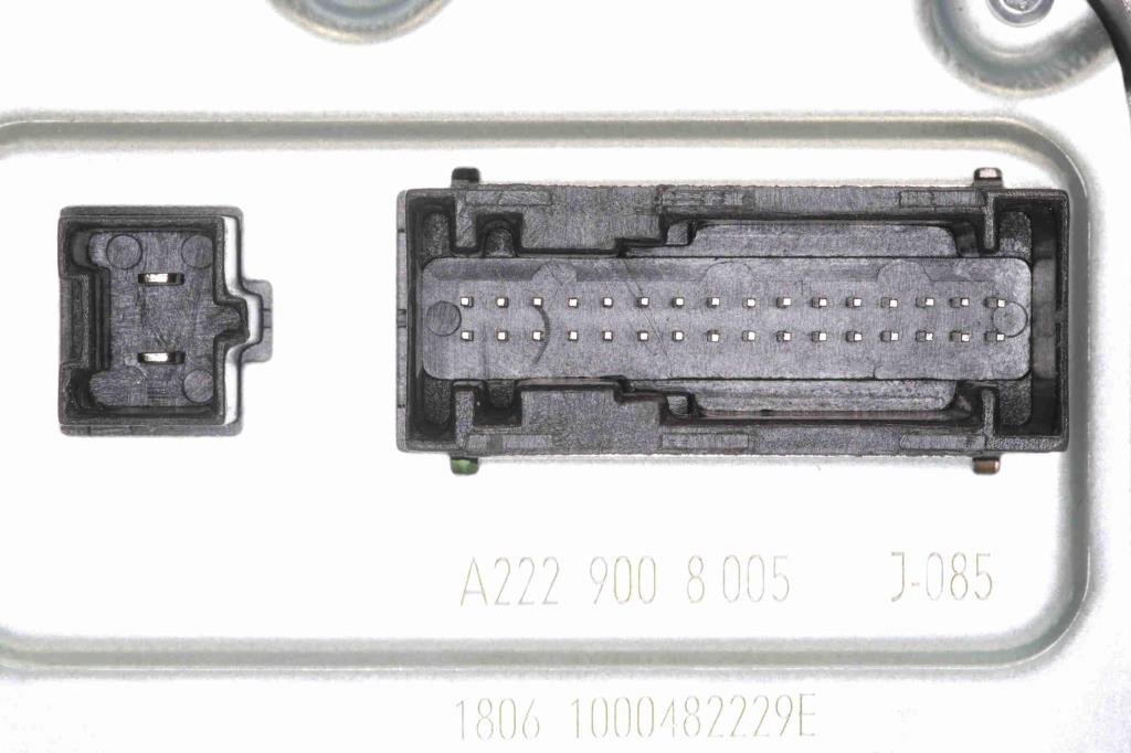 Appareil de commande, système d'éclairage VEMO ref. V30-73-0048