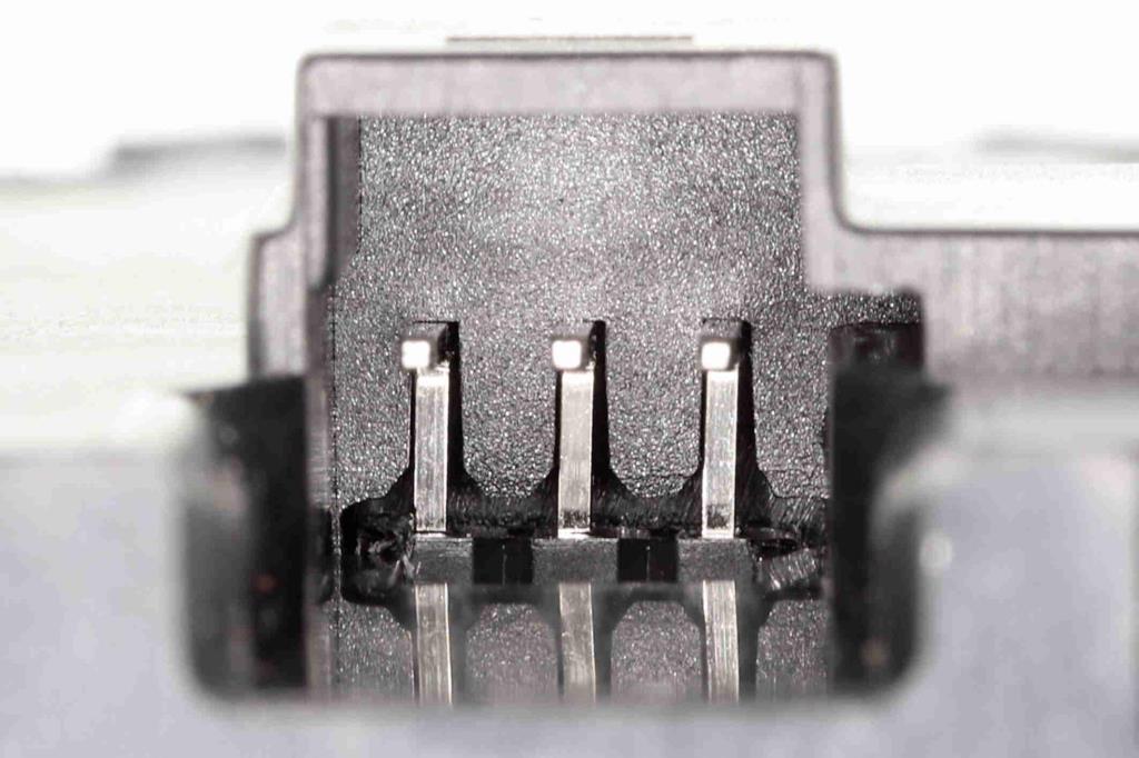 Interrupteur, lève-vitre (Bouton de lève-vitre) VEMO V30-73-0245