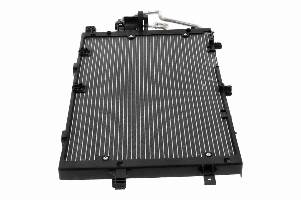 Condenseur, climatisation (Radiateur de climatisation) VEMO ref. V40-62-0007