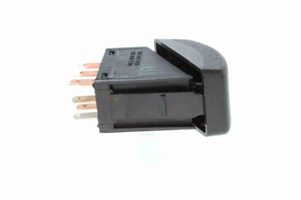 Interrupteur de signal de détresse VEMO ref. V40-80-2407