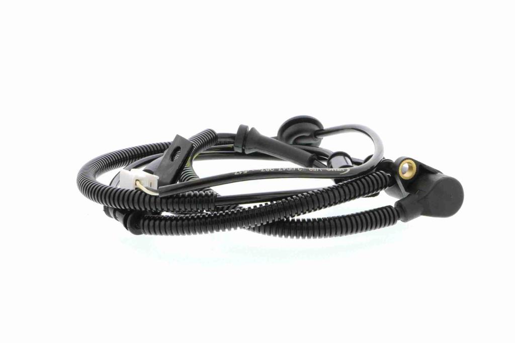 Capteur ABS (Capteur de vitesse de roue) VEMO V53-72-0047