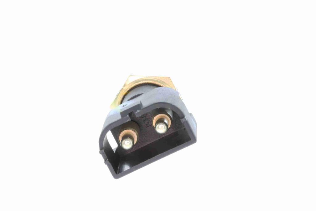 Sensor de temperatura motor VEMO ref. V95-72-0035