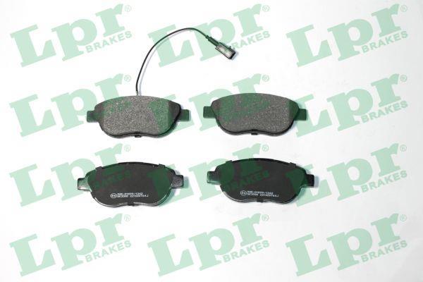 Jeu de 4 plaquettes de frein LPR ref. 05P764