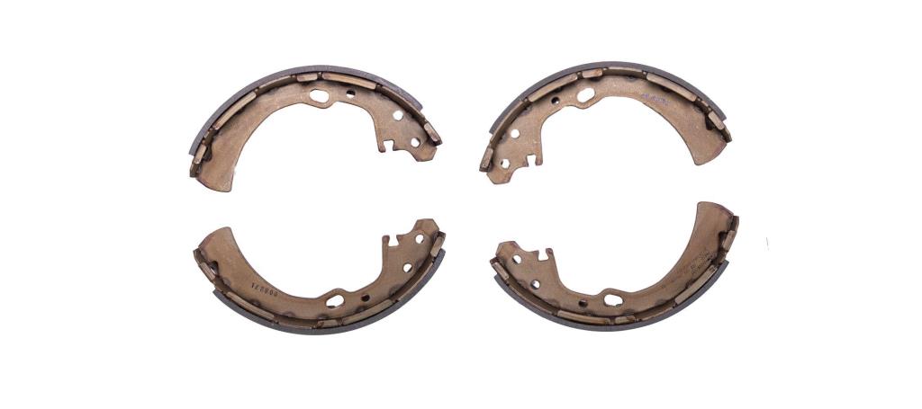 Jeu de 4 mâchoires de frein (Garniture de frein à tambour) HELLA ref. 8DB 355 001-191