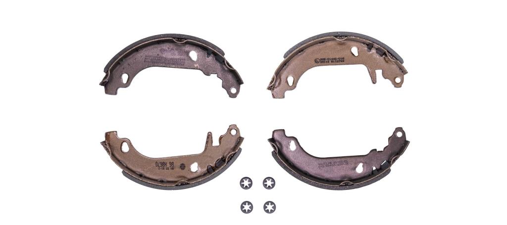 Jeu de 4 mâchoires de frein (Garniture de frein à tambour) HELLA ref. 8DB 355 001-211