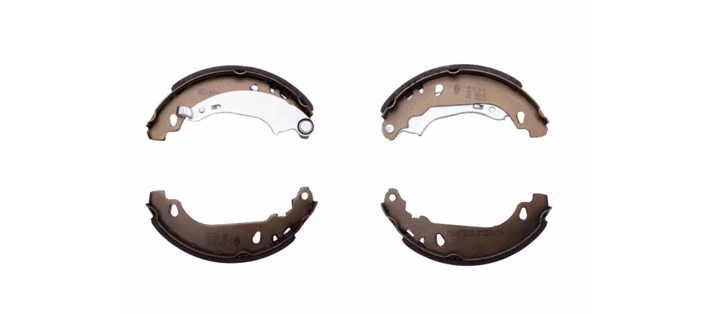 Jeu de 4 mâchoires de frein (Garniture de frein à tambour) HELLA ref. 8DB 355 001-881