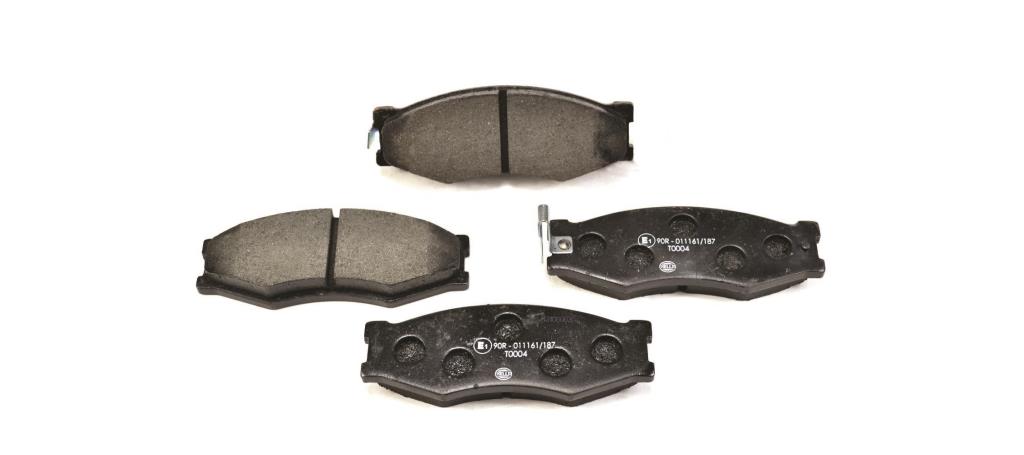 Jeu de 4 plaquettes de frein HELLA ref. 8DB 355 005-621