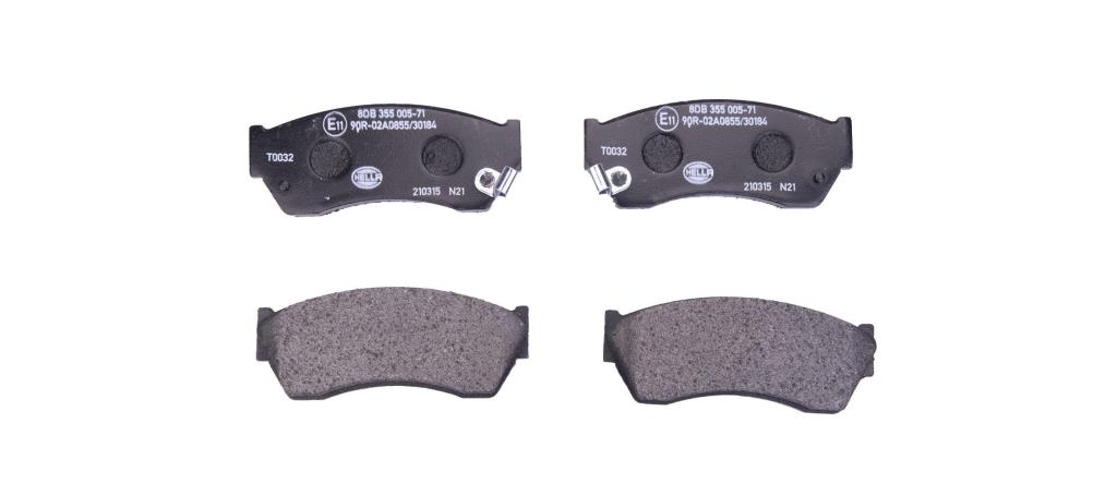 Jeu de 4 plaquettes de frein HELLA ref. 8DB 355 005-711