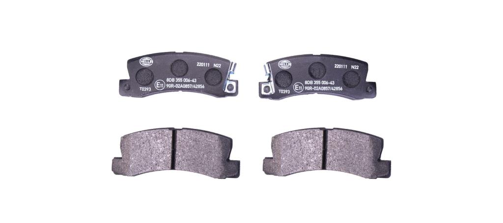 Jeu de 4 plaquettes de frein HELLA 8DB 355 006-431