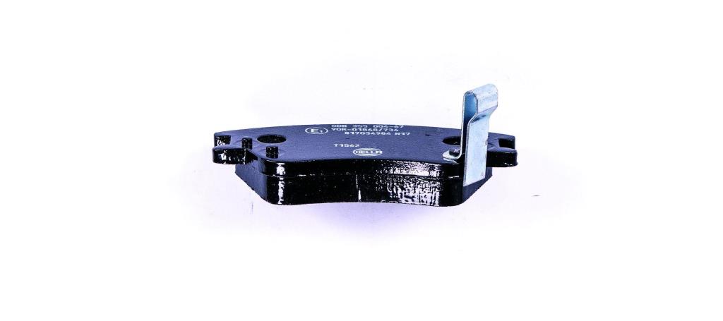Jeu de 4 plaquettes de frein HELLA ref. 8DB 355 006-671