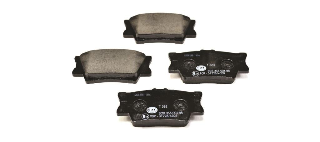 Jeu de 4 plaquettes de frein HELLA ref. 8DB 355 006-881