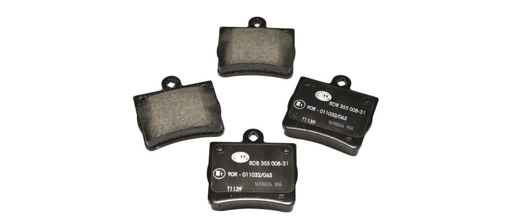 Jeu de 4 plaquettes de frein HELLA ref. 8DB 355 008-311