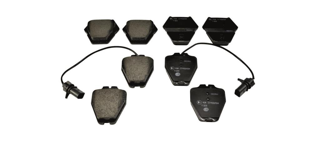 Jeu de 4 plaquettes de frein HELLA ref. 8DB 355 009-031