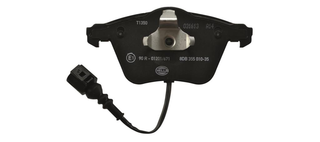 Jeu de 4 plaquettes de frein HELLA ref. 8DB 355 010-351
