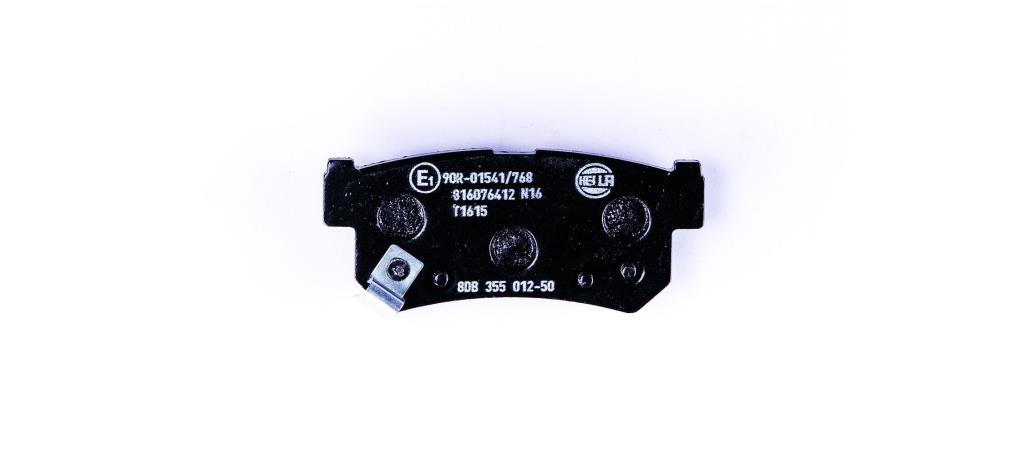 Jeu de 4 plaquettes de frein HELLA ref. 8DB 355 012-501
