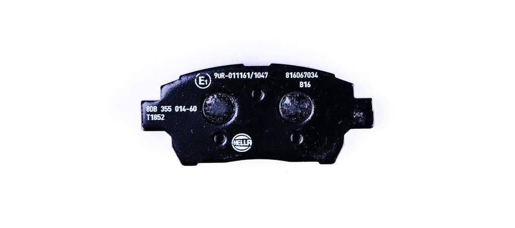 Jeu de 4 plaquettes de frein HELLA ref. 8DB 355 014-601