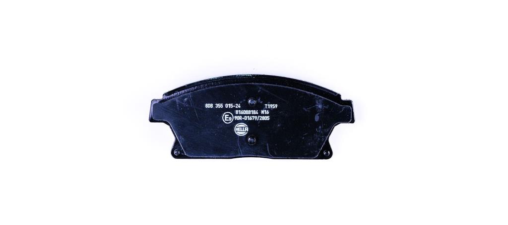 Jeu de 4 plaquettes de frein HELLA ref. 8DB 355 015-241