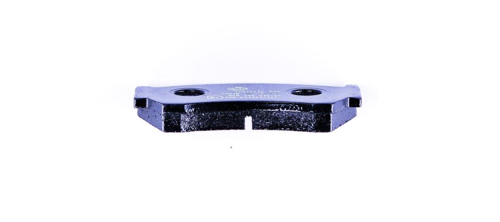 Jeu de 4 plaquettes de frein HELLA ref. 8DB 355 016-661