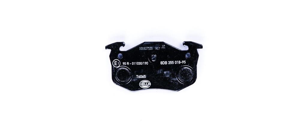Jeu de 4 plaquettes de frein HELLA ref. 8DB 355 018-951